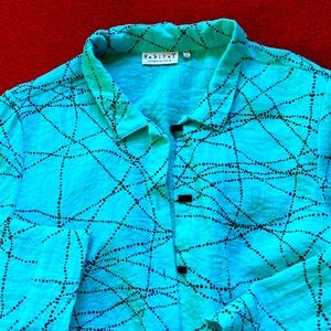 Habitat woman’s large button down blouse